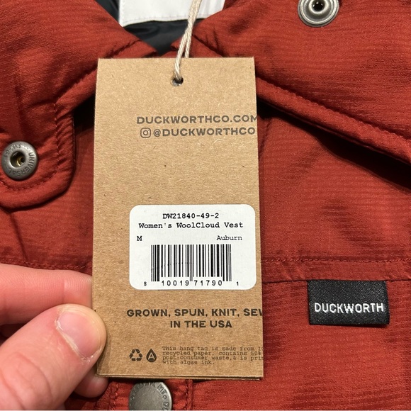 Duckworth Women’s Woolcloud Vest Size Medium Auburn Red American Wool USA Made - Picture 2 of 7